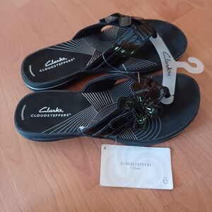 Clarks cloudsteppers brinkley flora black patent size 6 NWT